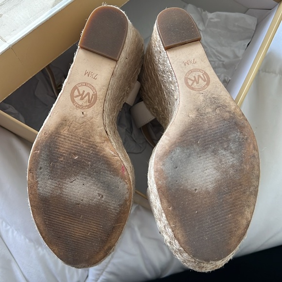 Michael Kors White Wedge heel sandals - Picture 11 of 12